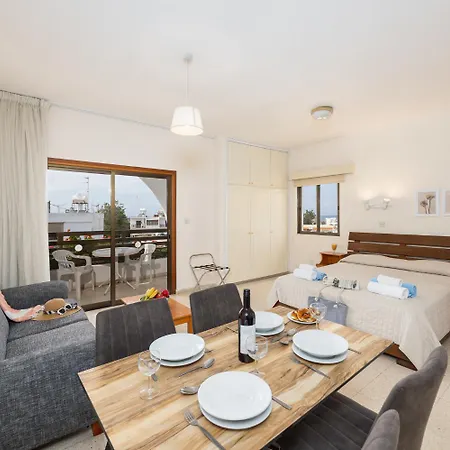 Aparthotel Stephanos Garden 4*