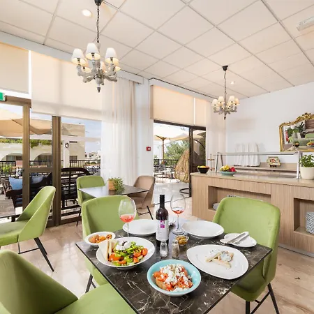 Stephanos Garden Apartahotel 4*