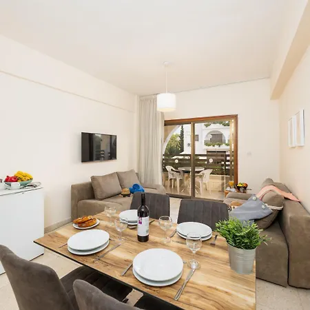 Stephanos Garden Aparthotel Polis