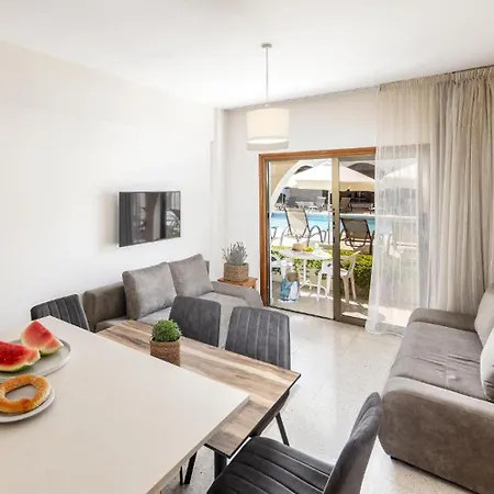 Aparthotel Stephanos Garden Polis