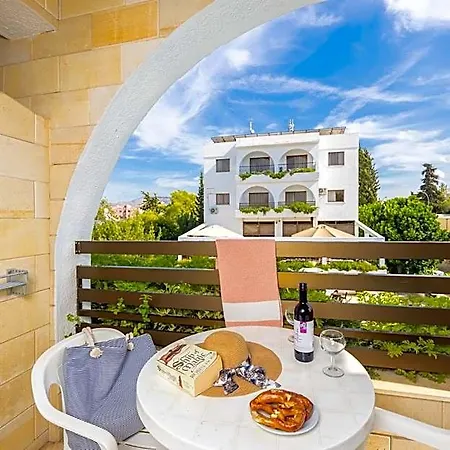Stephanos Garden Aparthotel