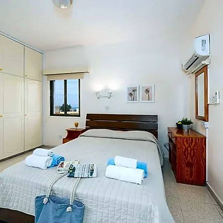 Stephanos Garden Aparthotel Polis