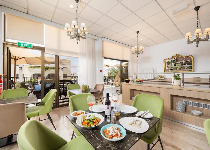 Stephanos Garden Aparthotel 4*