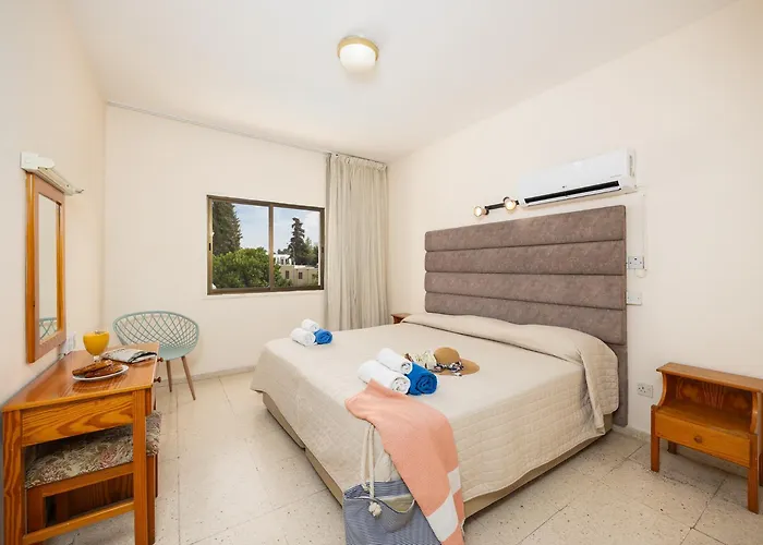 Stephanos Garden Aparthotel 4*