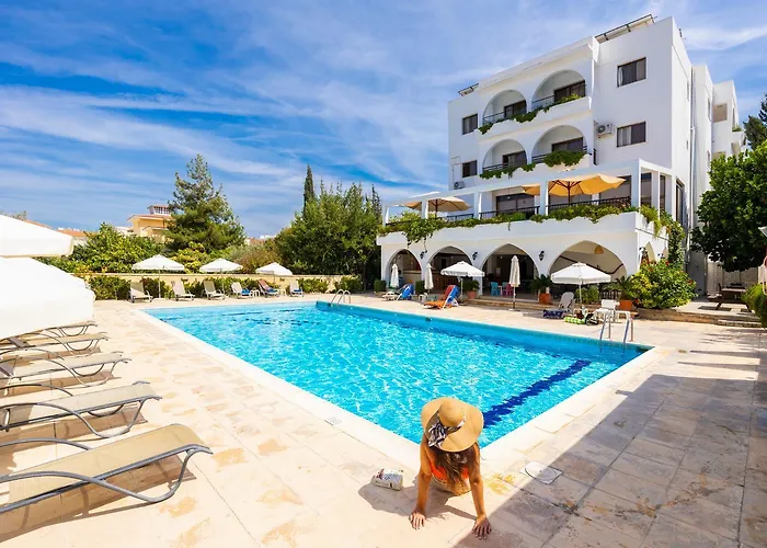 Stephanos Garden Aparthotel Polis