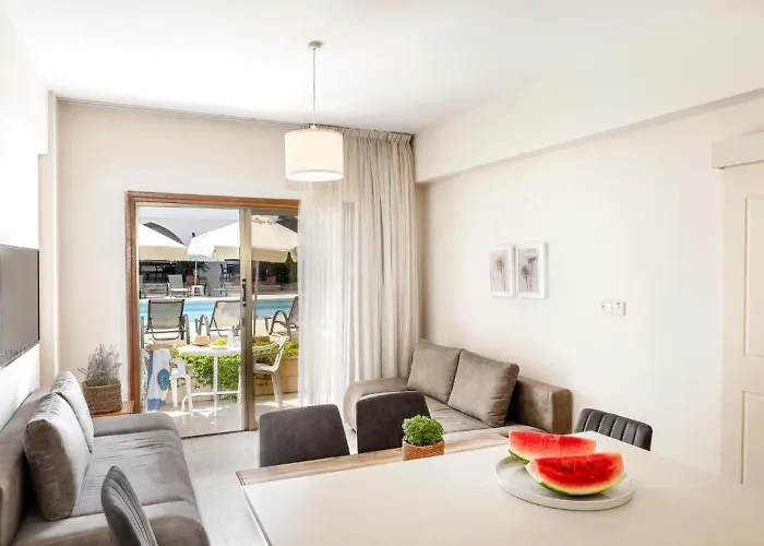 Stephanos Garden Aparthotel Polis